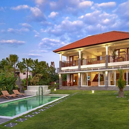 Villa Yenian By Villa Finder Canggu Exteriér fotografie