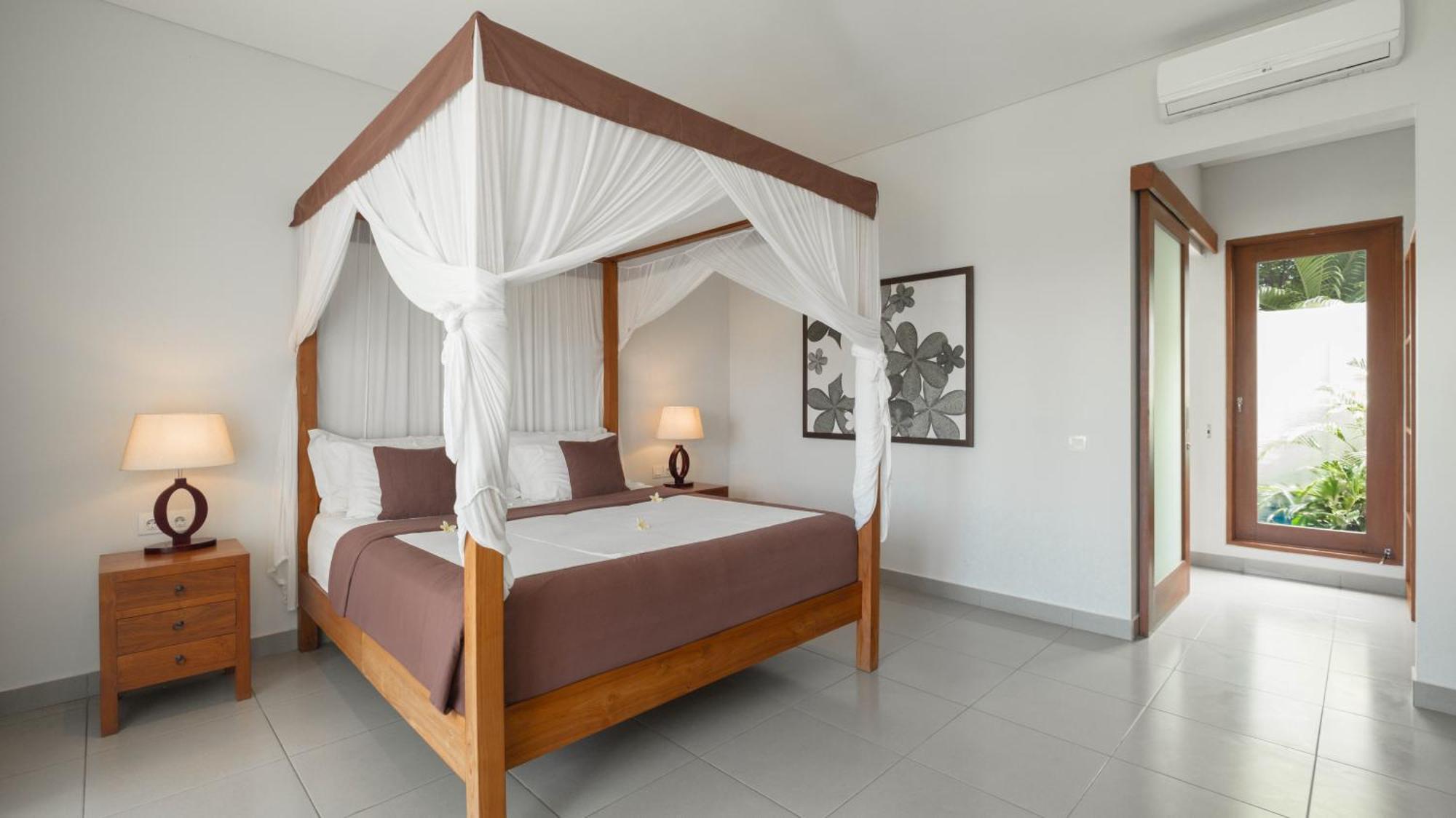 Villa Yenian By Villa Finder Canggu Exteriér fotografie