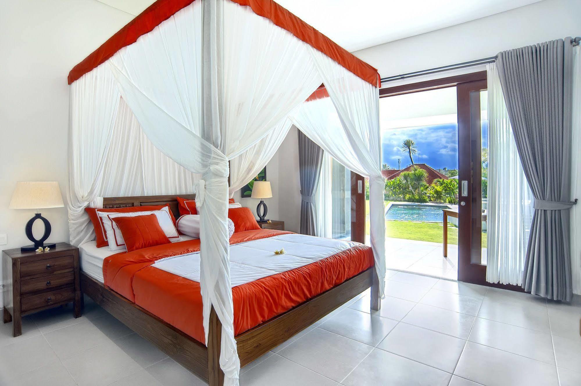 Villa Yenian By Villa Finder Canggu Exteriér fotografie